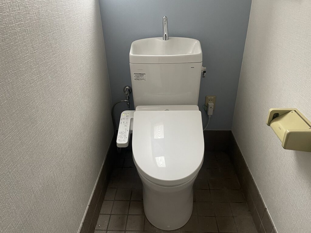 トイレ交換工事