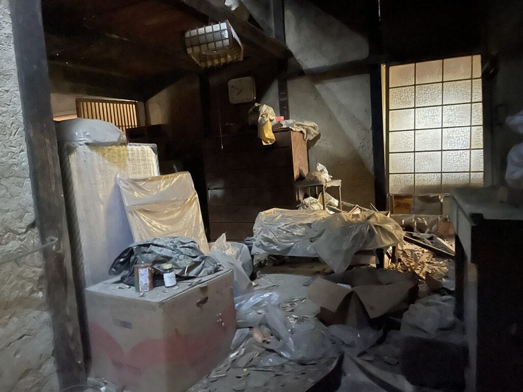 建屋内部不用品