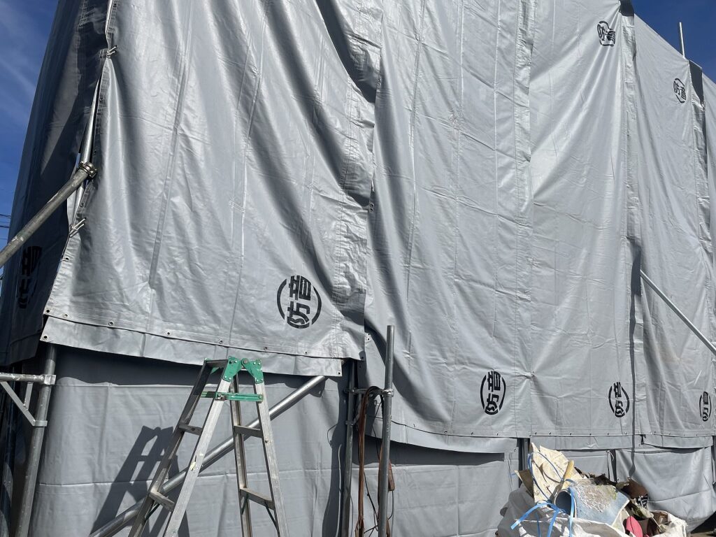 足場(防音シート)設置