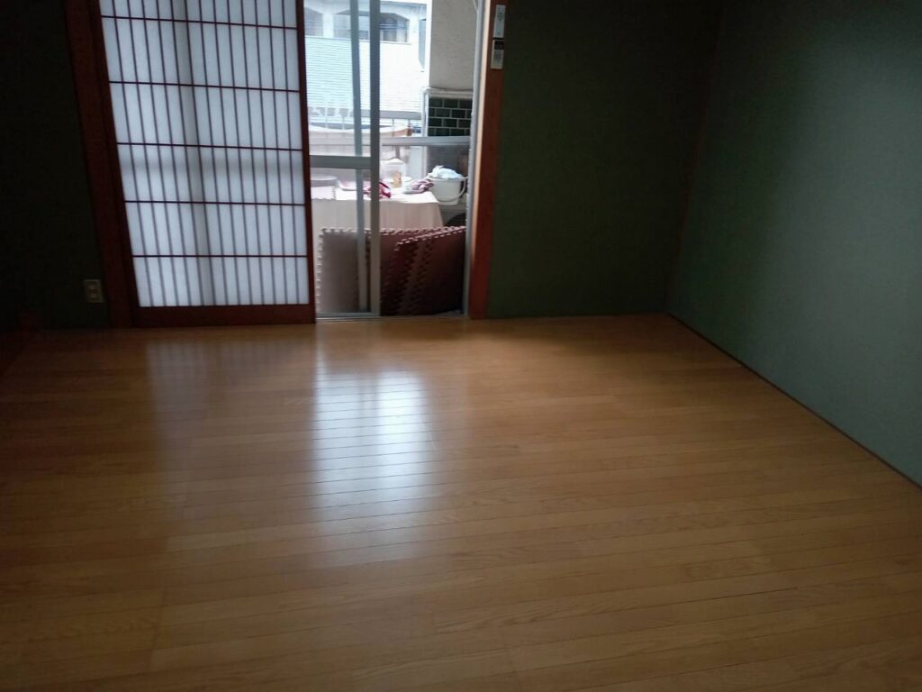 フローリング張替え工事