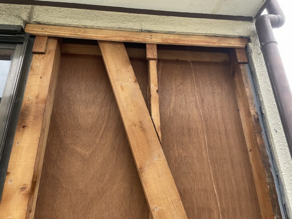 戸袋部分撤去完了