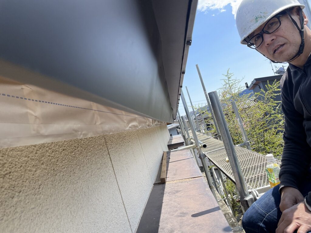 透湿防水シートの張付け