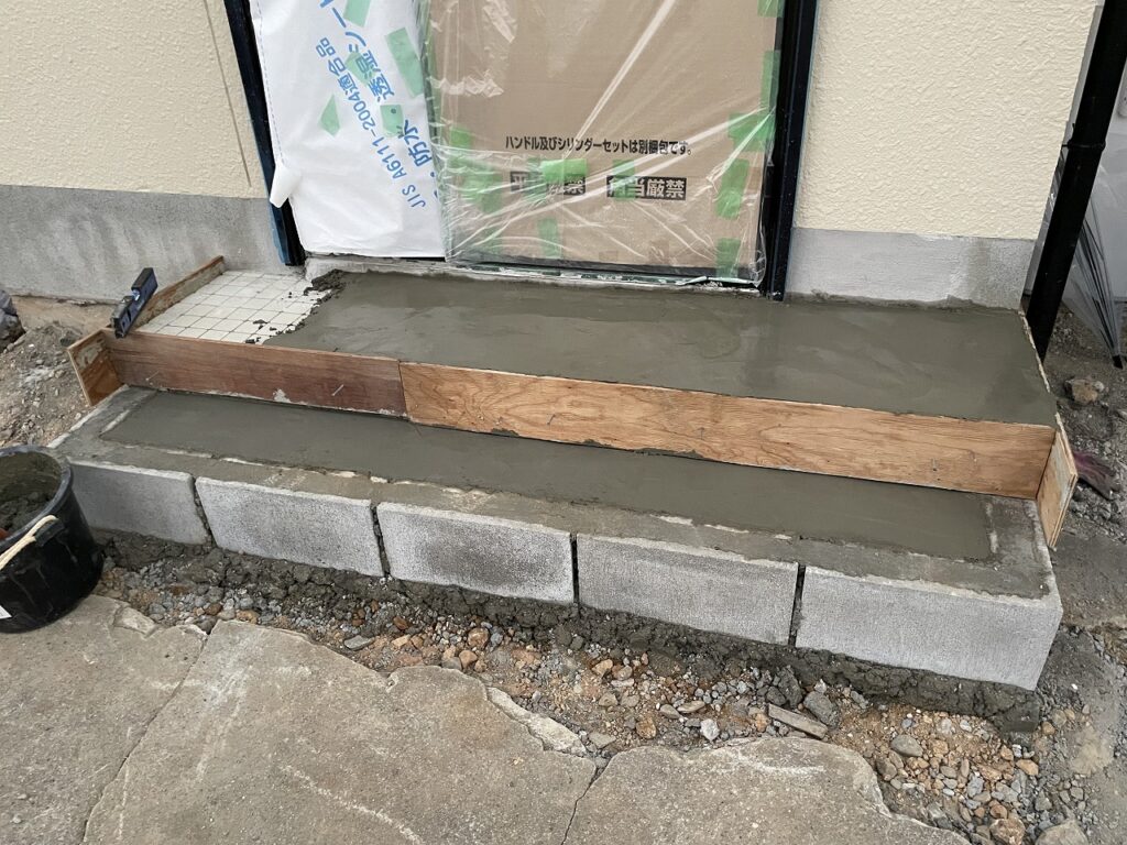 下地作成(タイル張り)