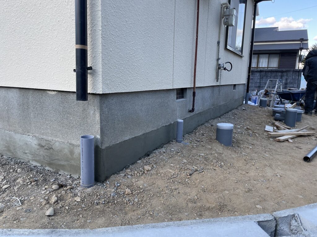 モルタル下塗り