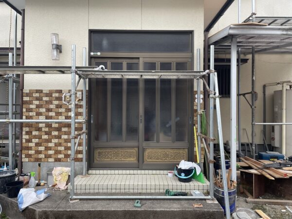 玄関ドア交換前
