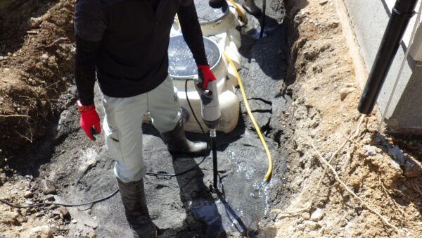 埋戻し砂の水締め