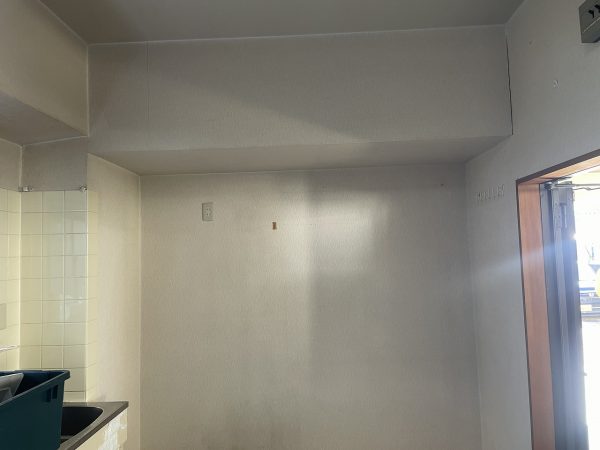 クロス張替え前