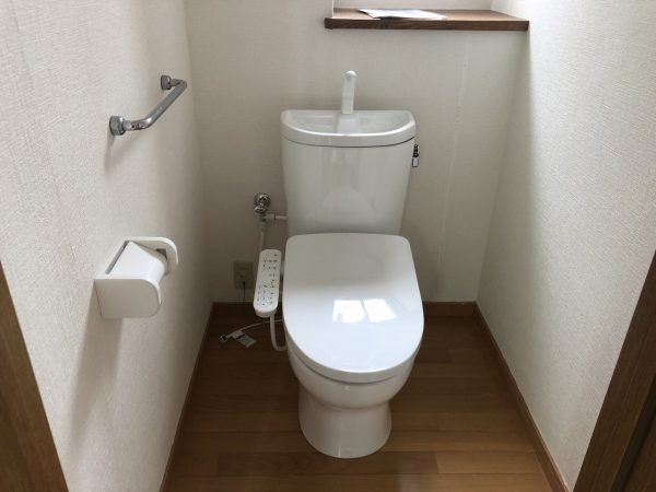 2階トイレ入れ替え完了