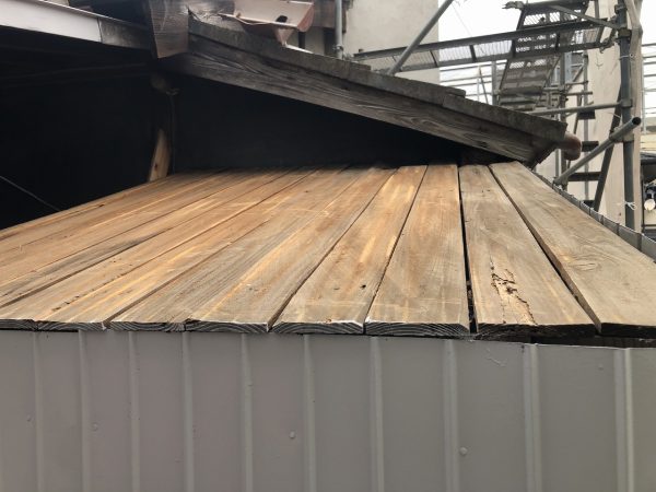 トタン屋根の葺き替え