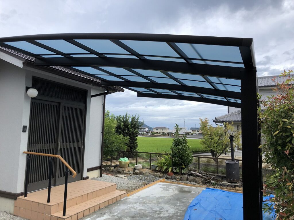 カーポート組み立て