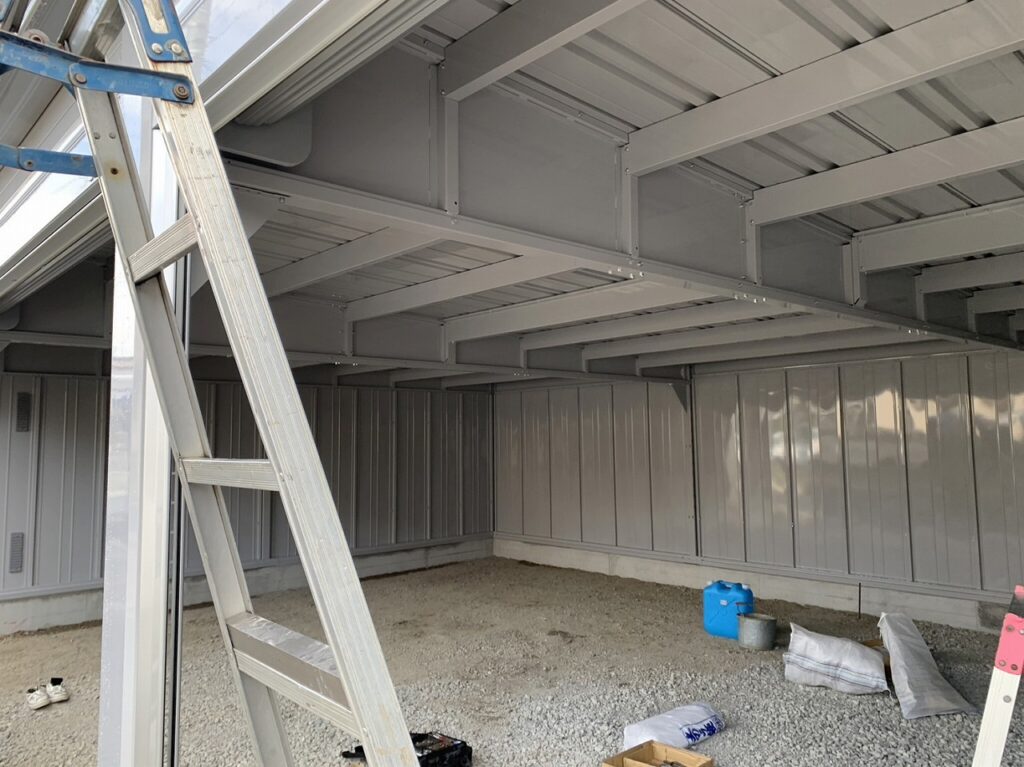 ガレージ組み立て