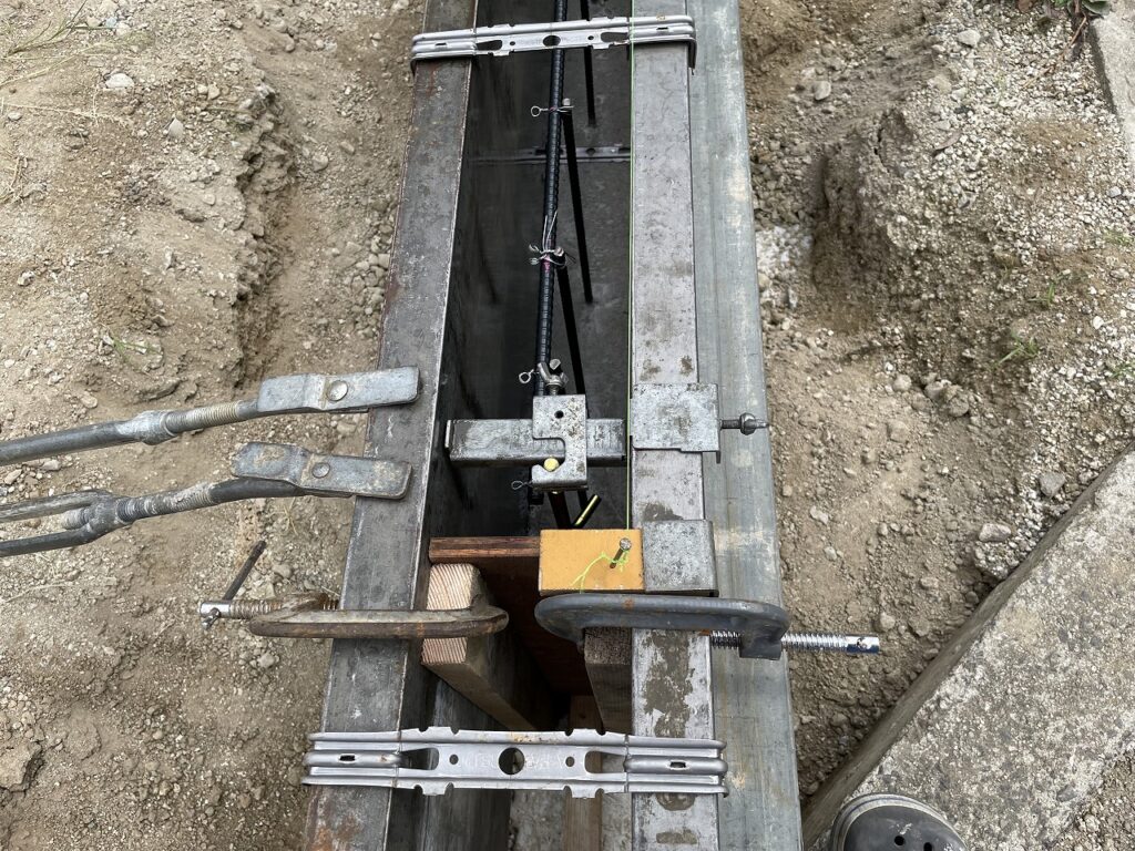 アンカーボルト設置