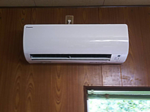 エアコン取付け完了