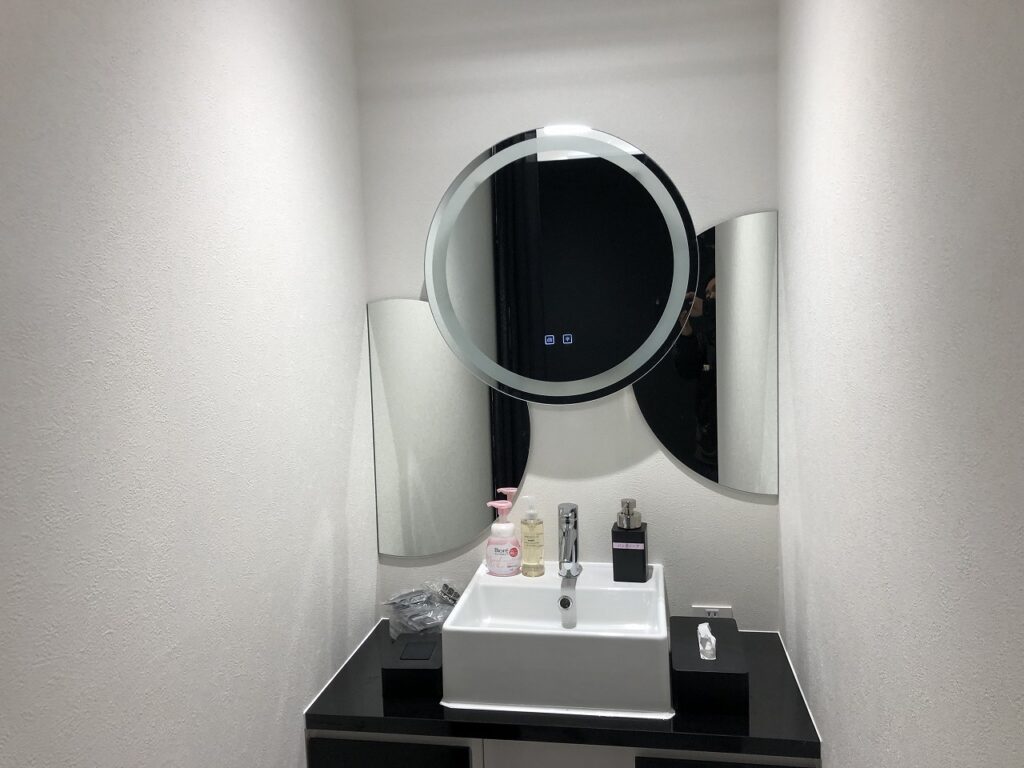 鏡の取り付け後