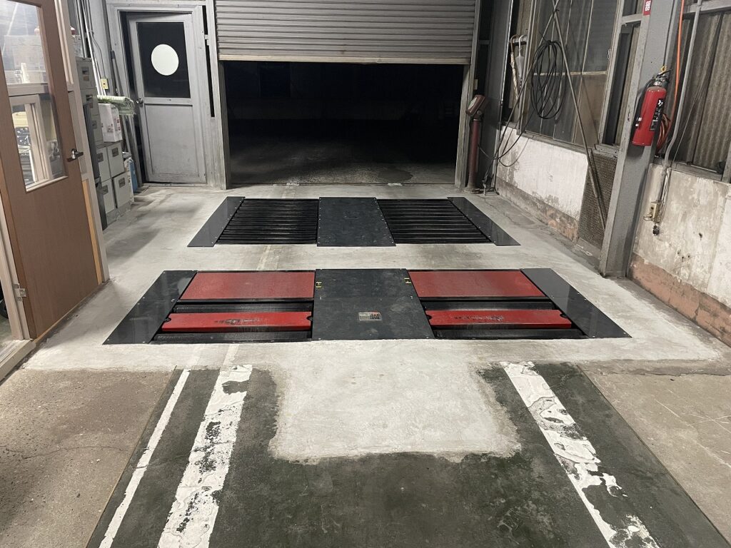 塗装前状況(普通車ライン)