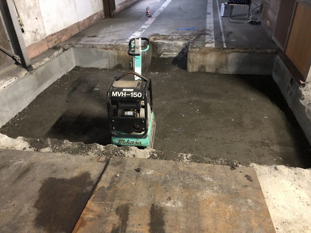 地下ピット埋戻し