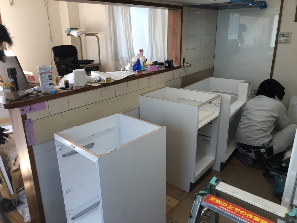 システムキッチン据付