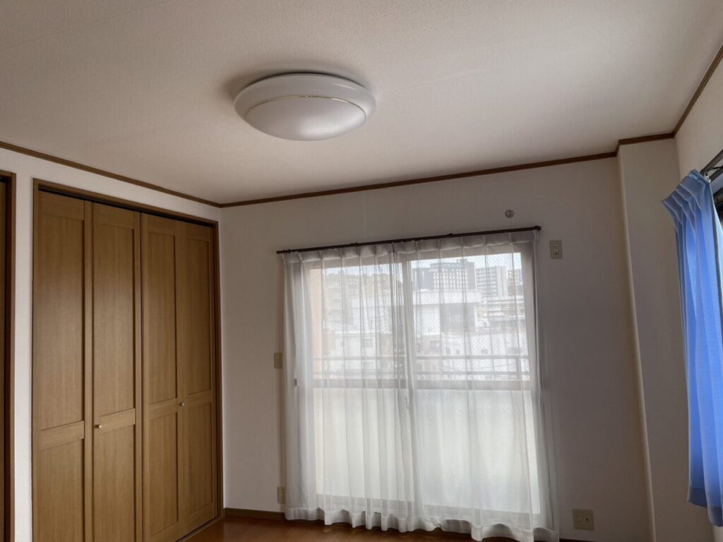 クロス張り替え・フローリング張り完了