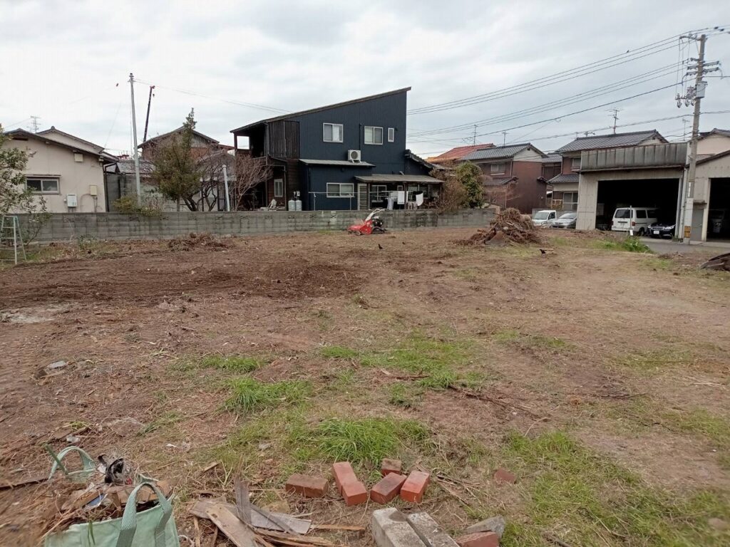 草刈り(粉砕処理)