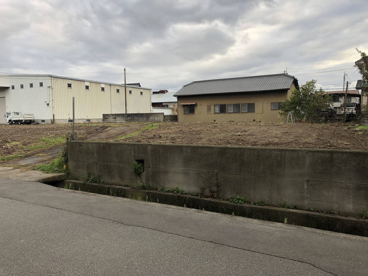 伐採・造成工事完了