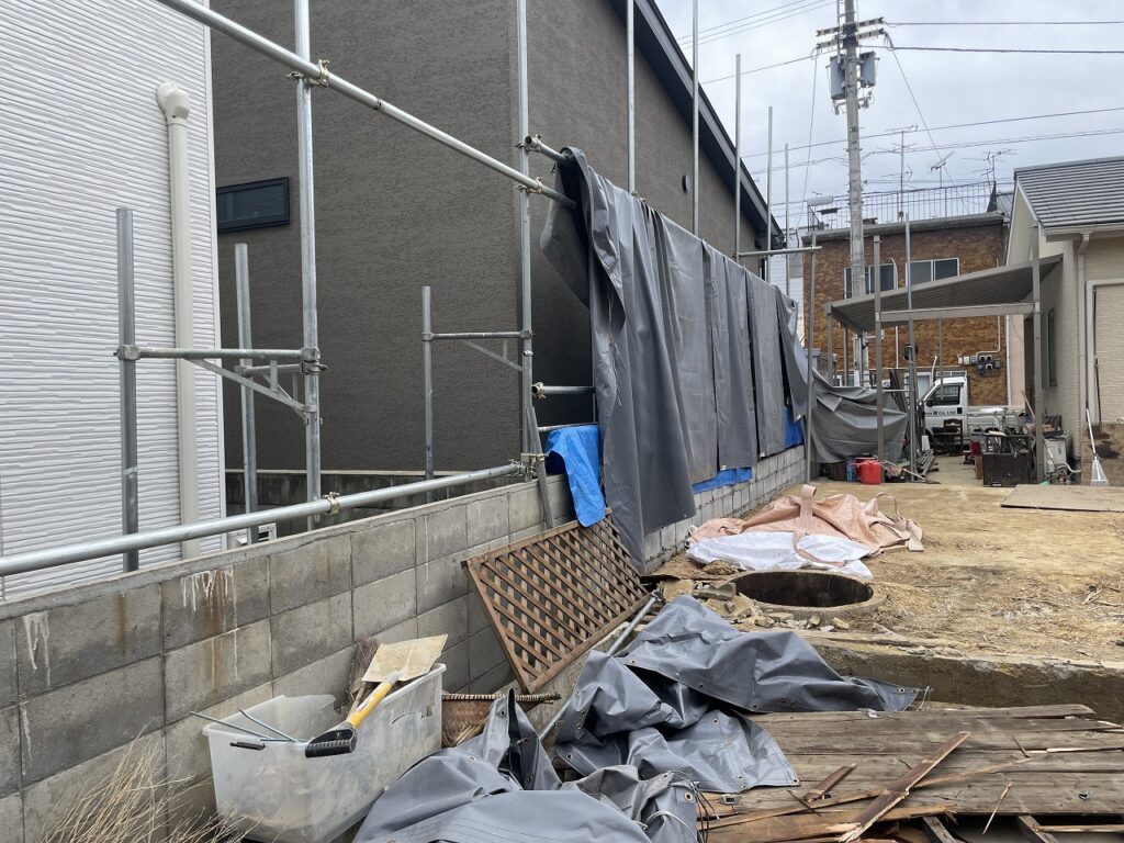 足場撤去